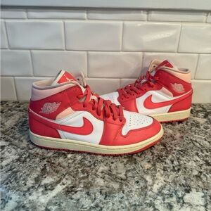 Womens Air Jordan 1 (size 9.5)